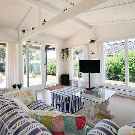 3 Bedroom Cozy In 펜션 *